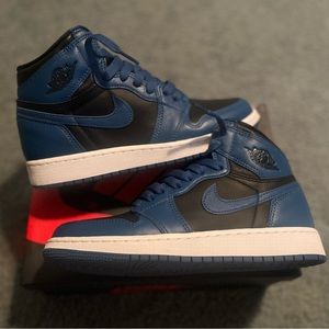 Air Jordan retro OG 1 Marinas